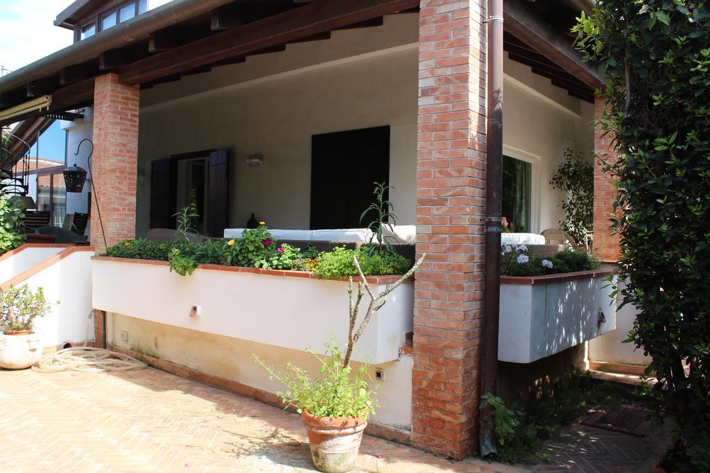 B&B Casa Chinaski Mondello Exterior foto